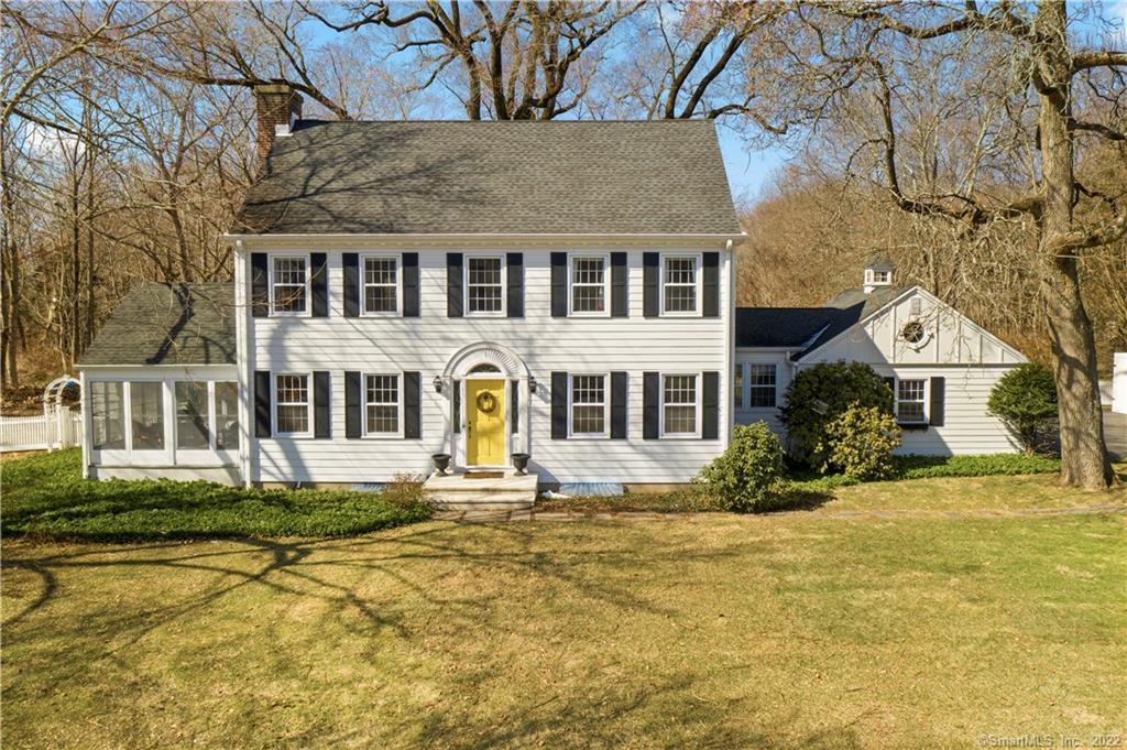 6 Old Barnabas Road Woodbridge, CT 06525 - Photo 1 of 1 Stately Colonial