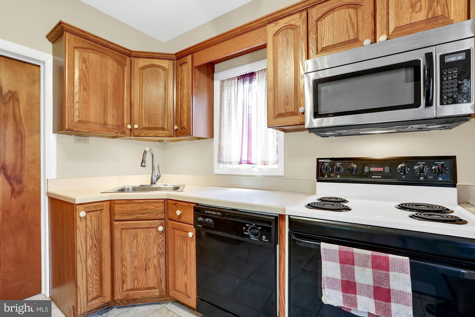 1464 Easton Road Warrington, PA 18976 - Photo 11 of 30 Gallery Image 11