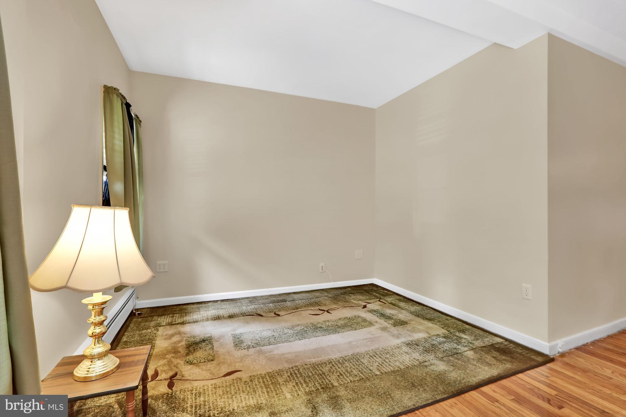 1464 Easton Road Warrington, PA 18976 - Photo 4 of 30 Living Room
