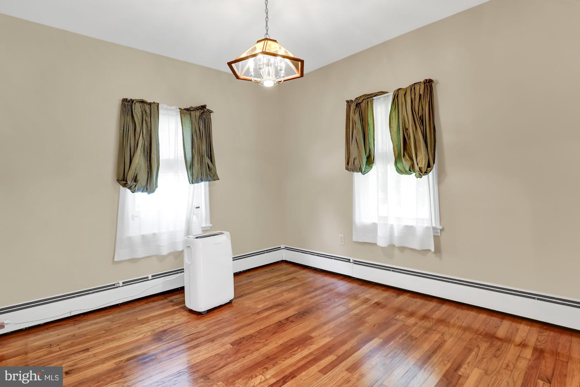 1464 Easton Road Warrington, PA 18976 - Photo 7 of 30 Dining Room