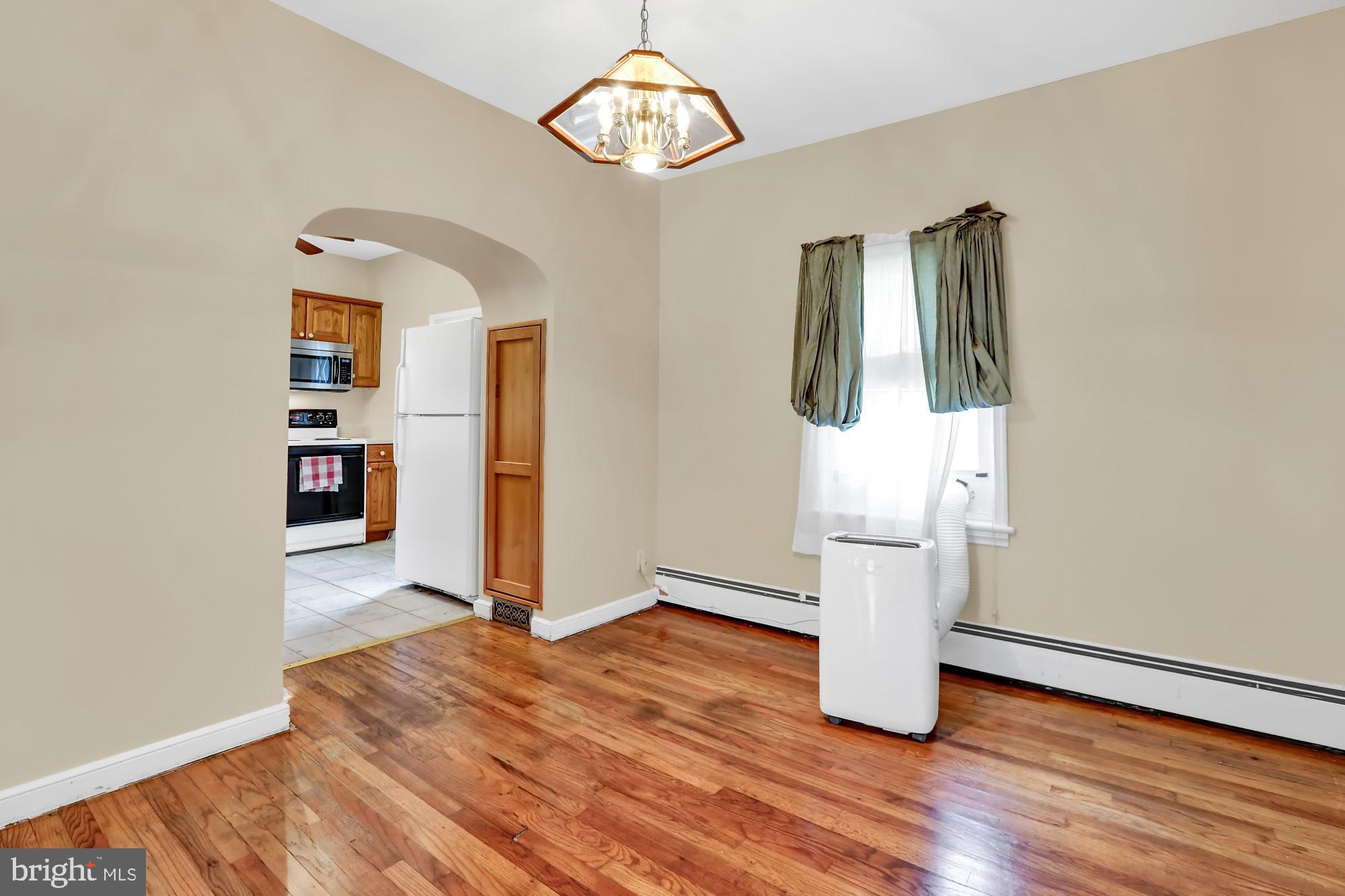 1464 Easton Road Warrington, PA 18976 - Photo 9 of 30 Dining Room View to Kitchen