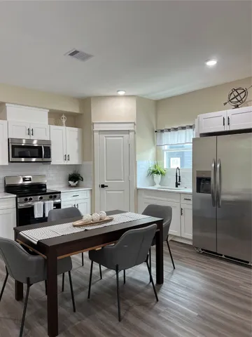 $1,900 | 9441 Radio Road, Unit B, Houston, TX 77075