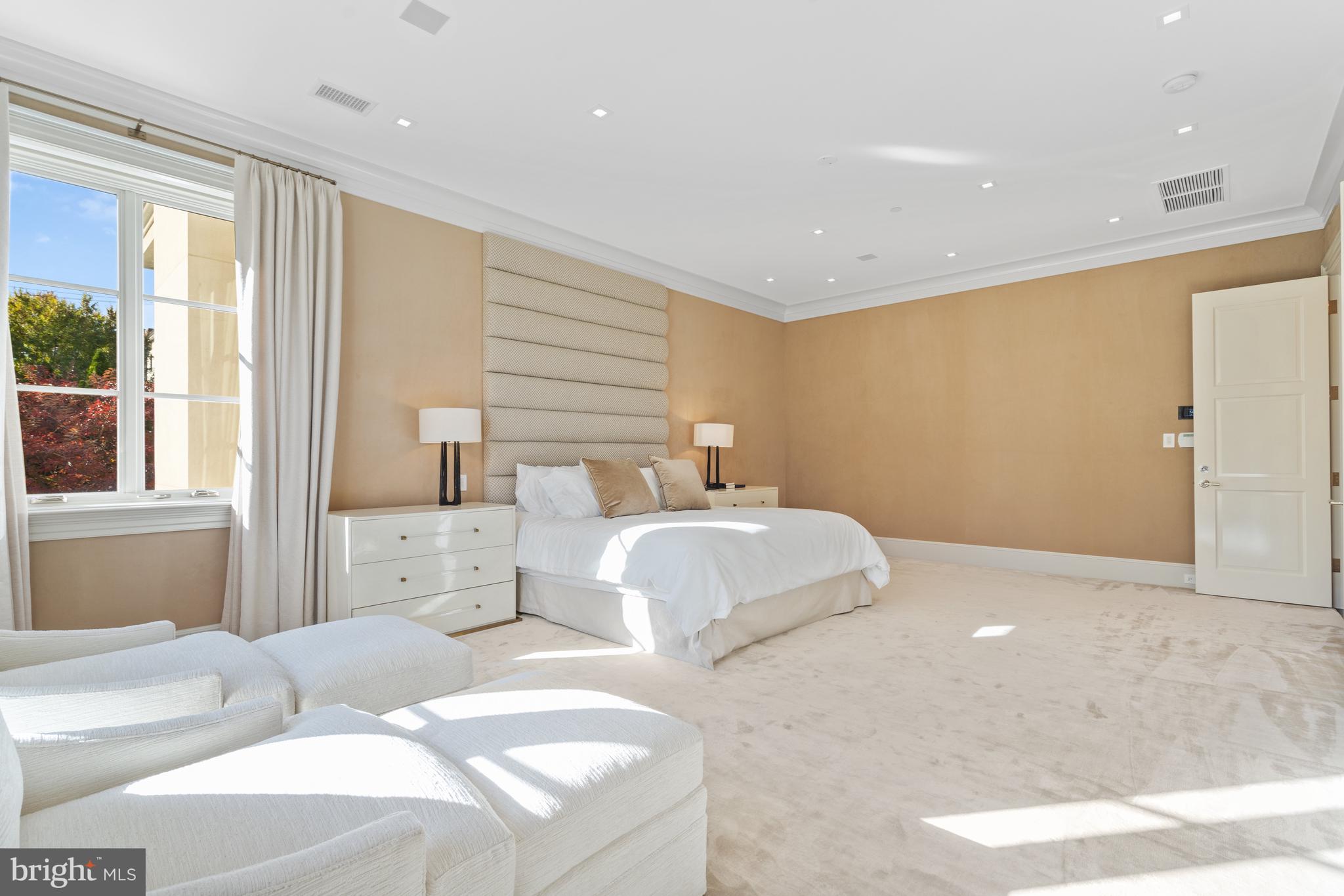 2109 Dunmore Lane Washington, DC 20007 - Photo 44 of 78