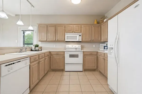 $379,000 | 303 Eagle Point Road, Graford, TX 76449