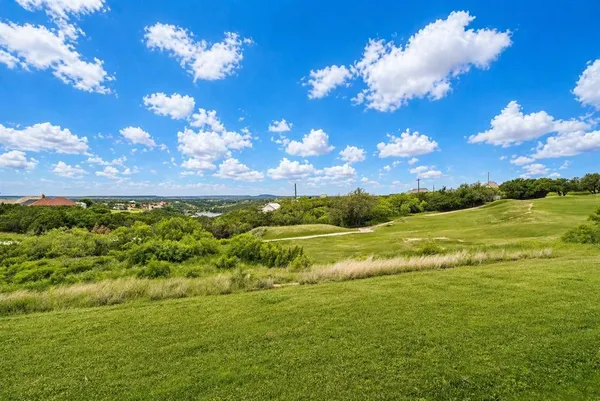 $379,000 | 303 Eagle Point Road, Graford, TX 76449