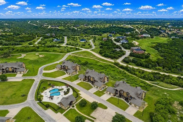 $379,000 | 303 Eagle Point Road, Graford, TX 76449