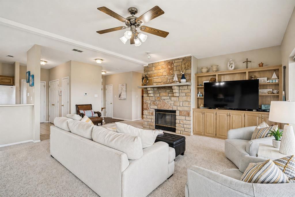 303 Eagle Point Road Graford, TX 76449 - Photo 7 of 40