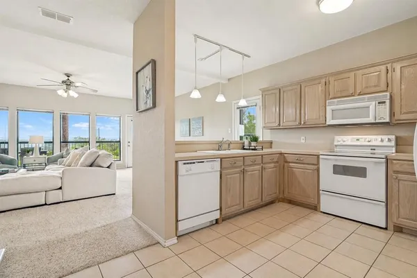 $379,000 | 303 Eagle Point Road, Graford, TX 76449