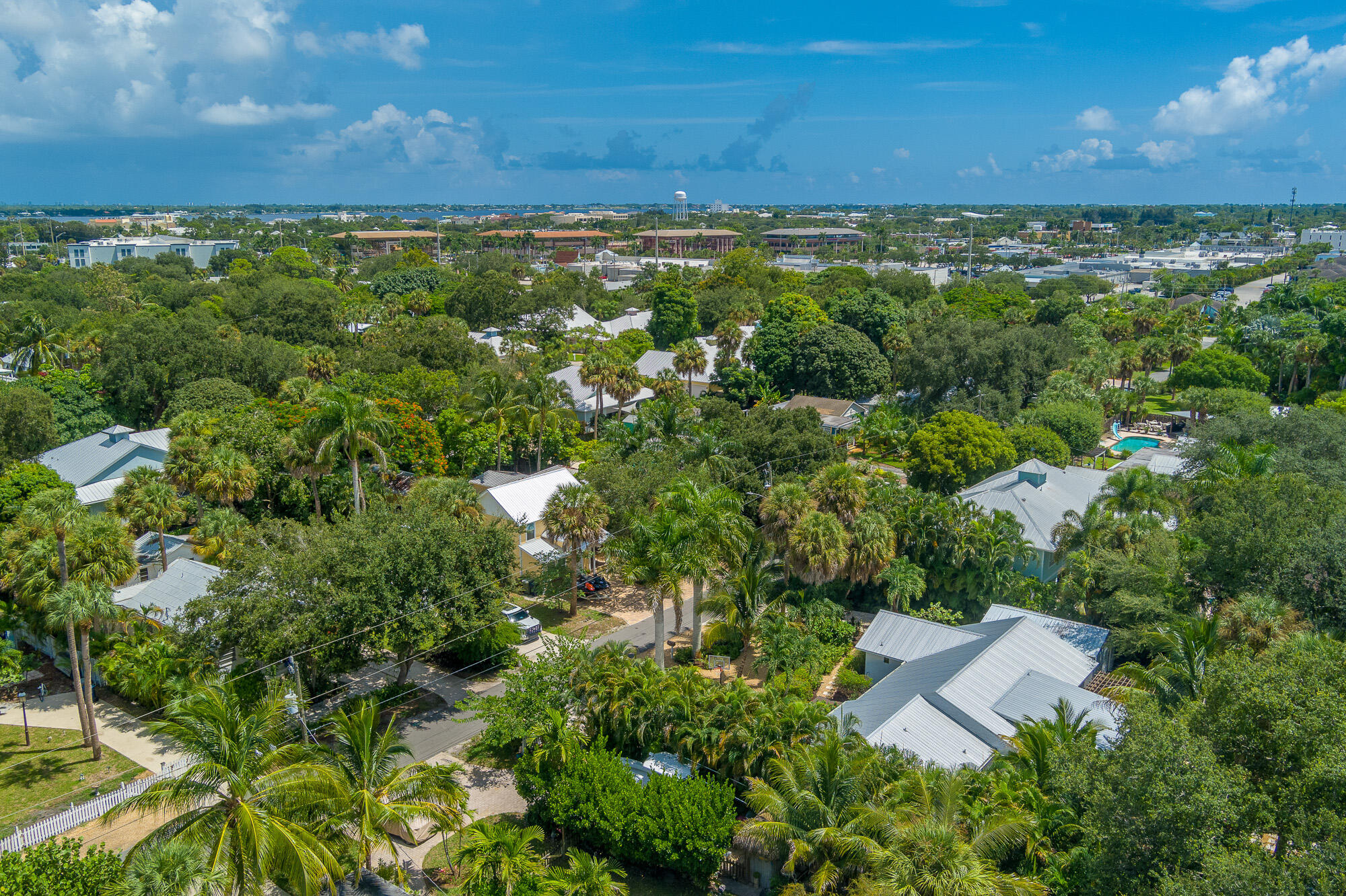 547 Southwest Riverview Street Stuart, FL 34994 - Photo 19 of 47 547 SW Riverview St, Stuart, FL 34994-5