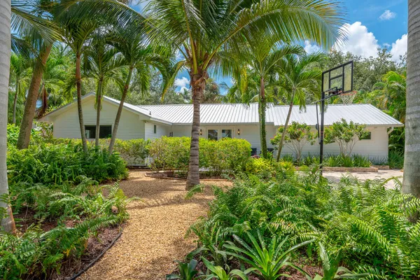 $889,000 | 547 Southwest Riverview Street, Stuart, FL 34994