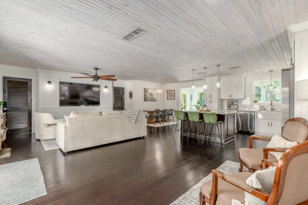 $889,000 | 547 Southwest Riverview Street, Stuart, FL 34994