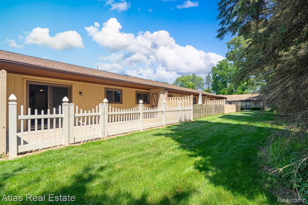 2255 North Milford Road Highland, MI 48357 - Photo 9 of 26 Gallery Image 9