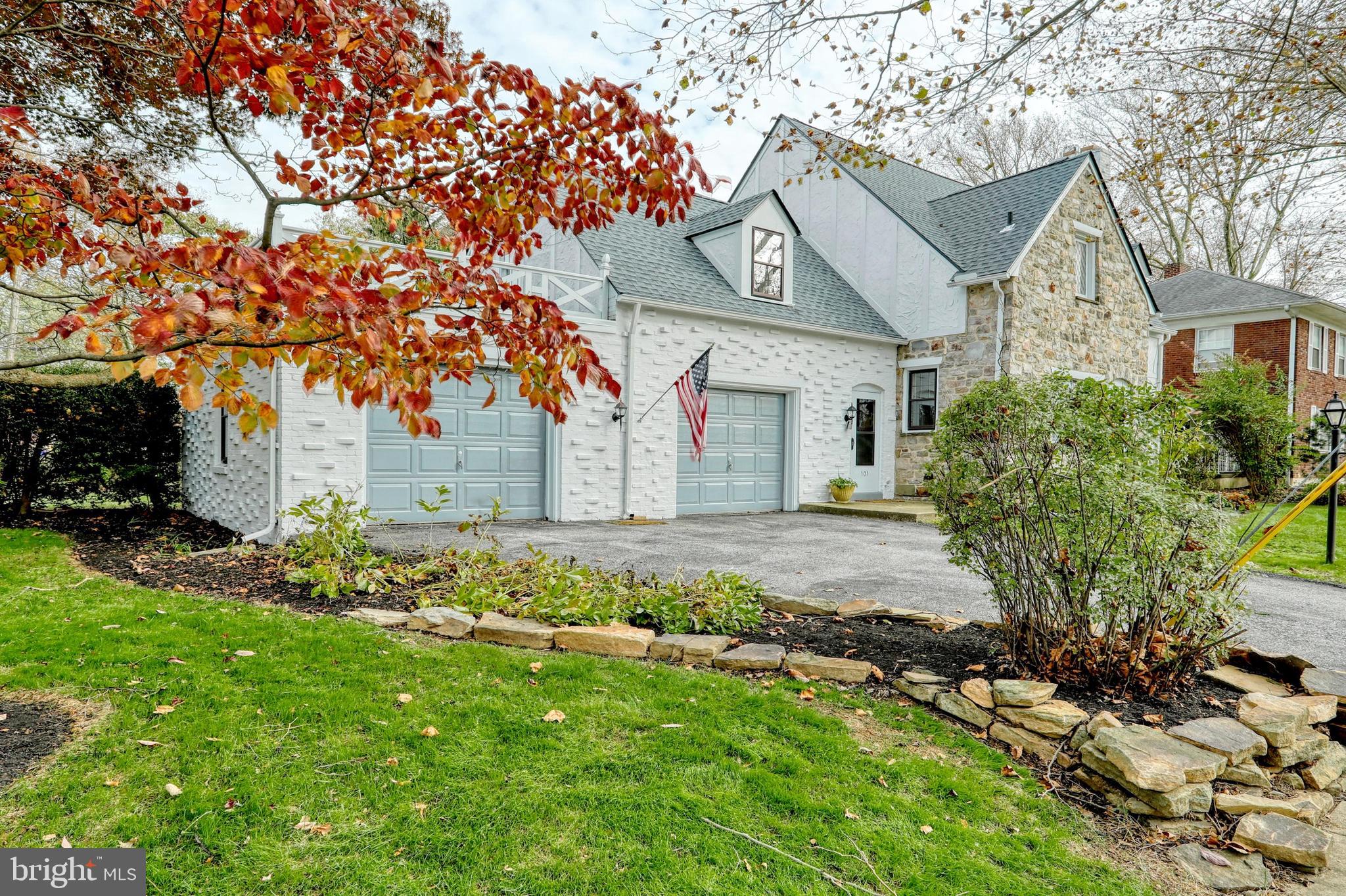 101 Lyndhurst Road York, PA 17402 - Photo 2 of 41 2 Car Garage