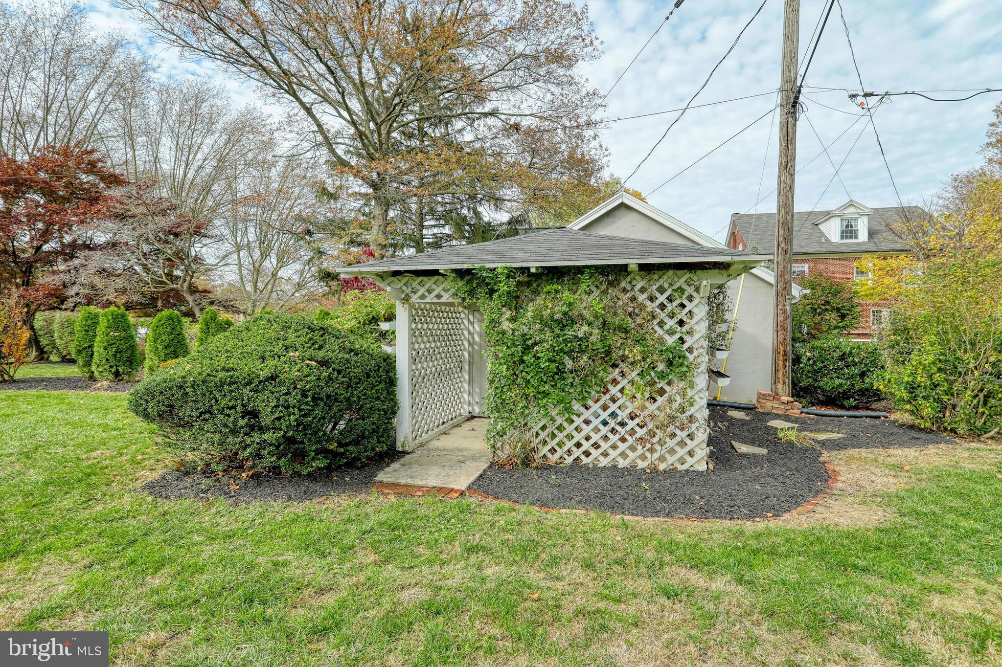 101 Lyndhurst Road York, PA 17402 - Photo 9 of 41 Shed