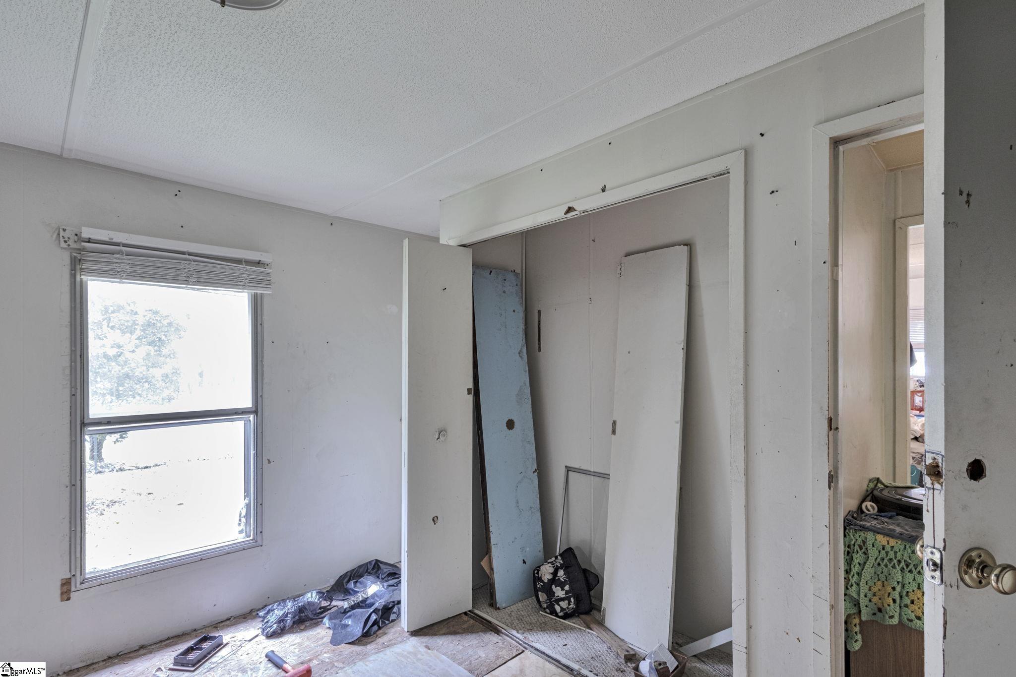 103 State Rd S-42-7141 Greer, SC 29651 - Photo 6 of 25 Gallery Image 6