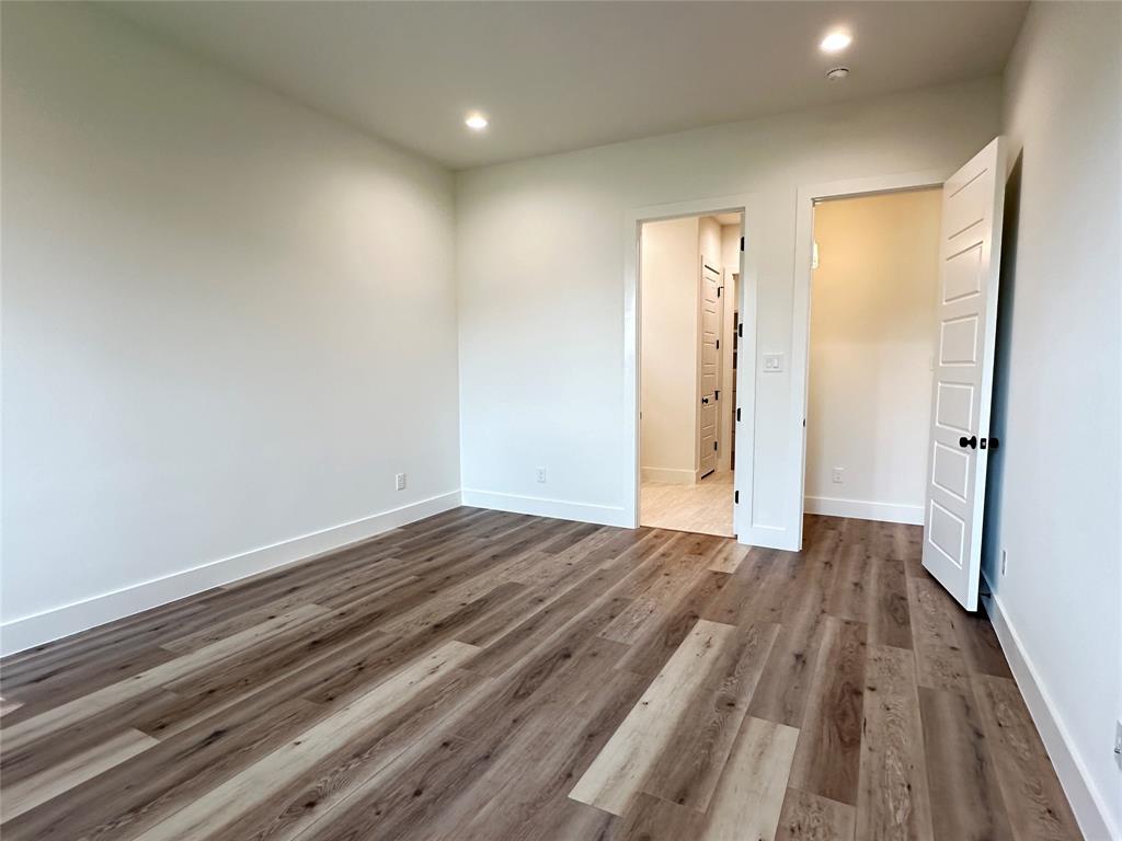 3908 Rochelle Drive Dallas, TX 75220 - Photo 16 of 34