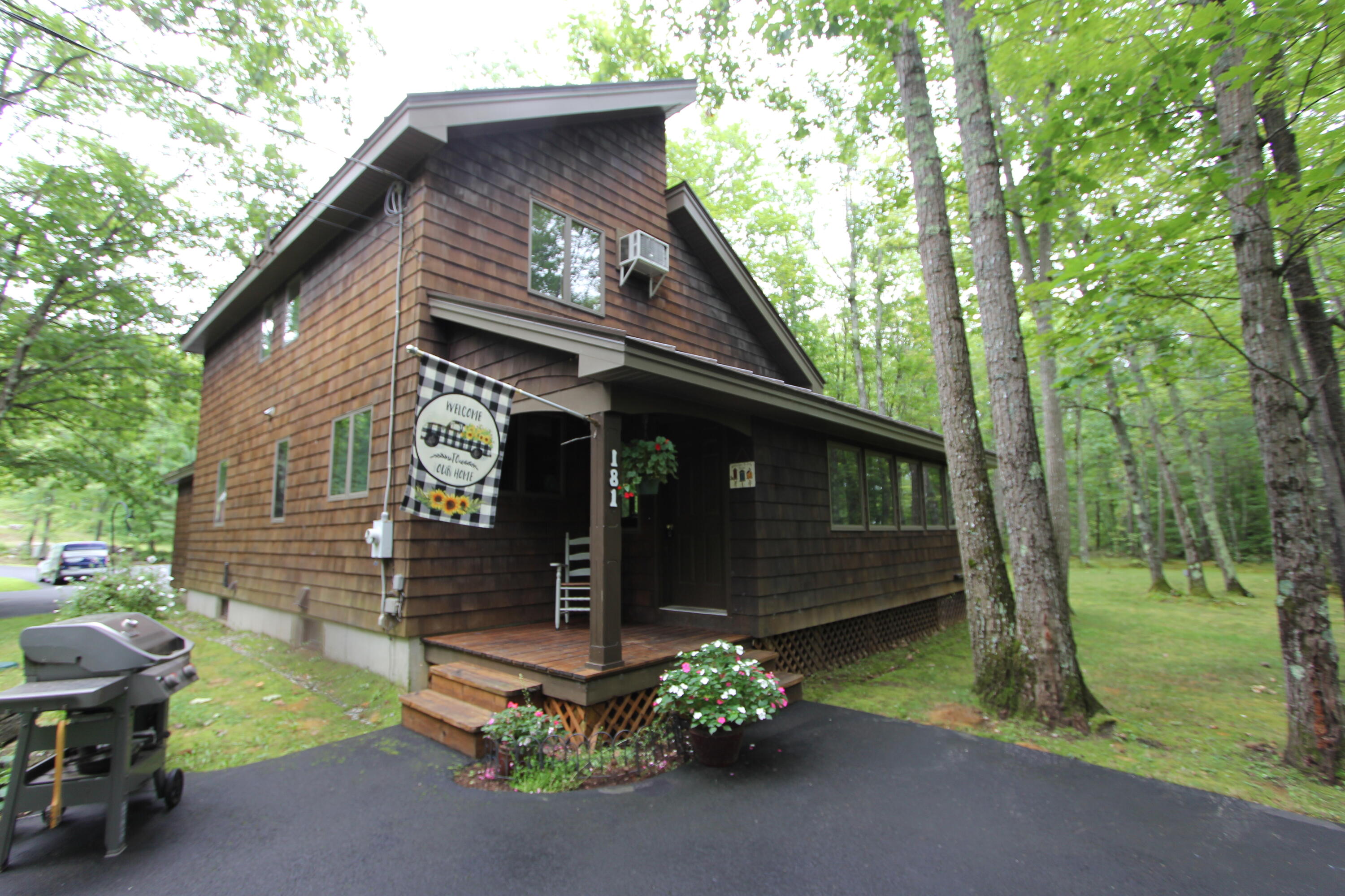 181 Stone Road Auburn, ME 04210 - Photo 3 of 121 IMG_0257