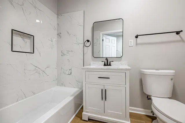 $1,100 | 2395 Forest Avenue, Unit 4, Memphis, TN 38112