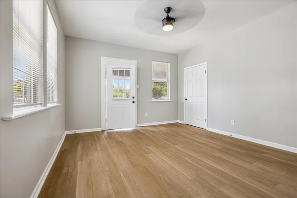 $1,200 | 2395 Forest Avenue, Unit 3, Memphis, TN 38112