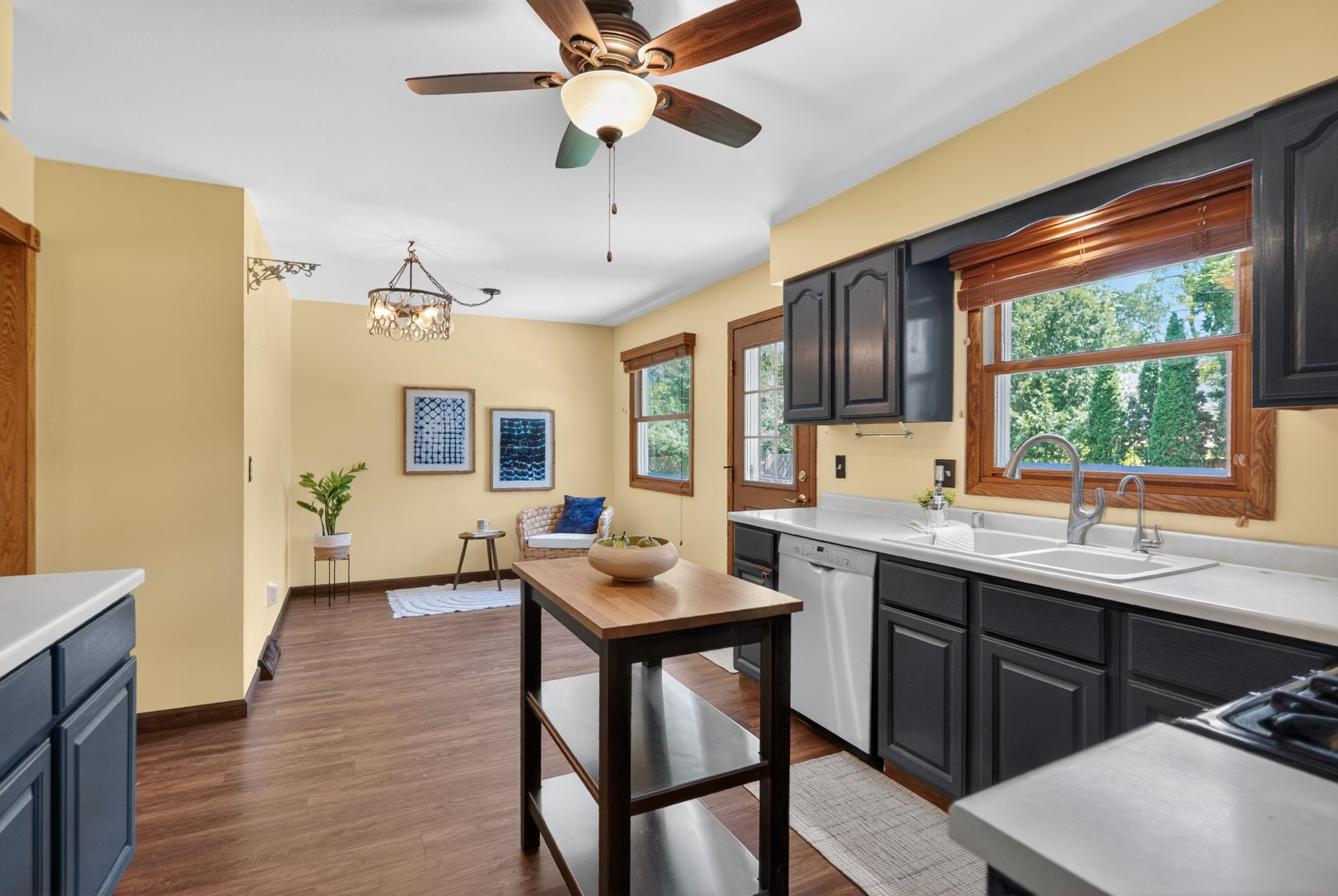 5717 Piping Rock Road Madison, WI 53711 - Photo 15 of 55