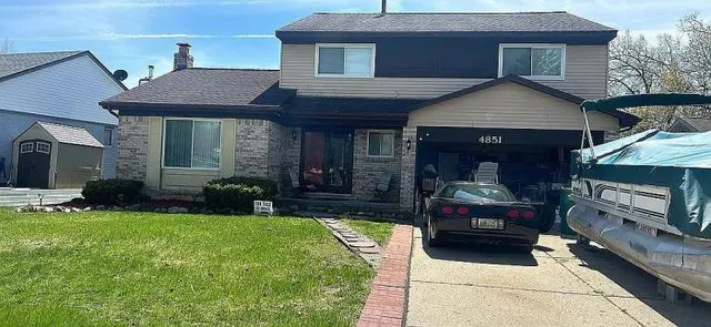 $489,900 | 4851 Shoreline Boulevard, Waterford, MI 48329