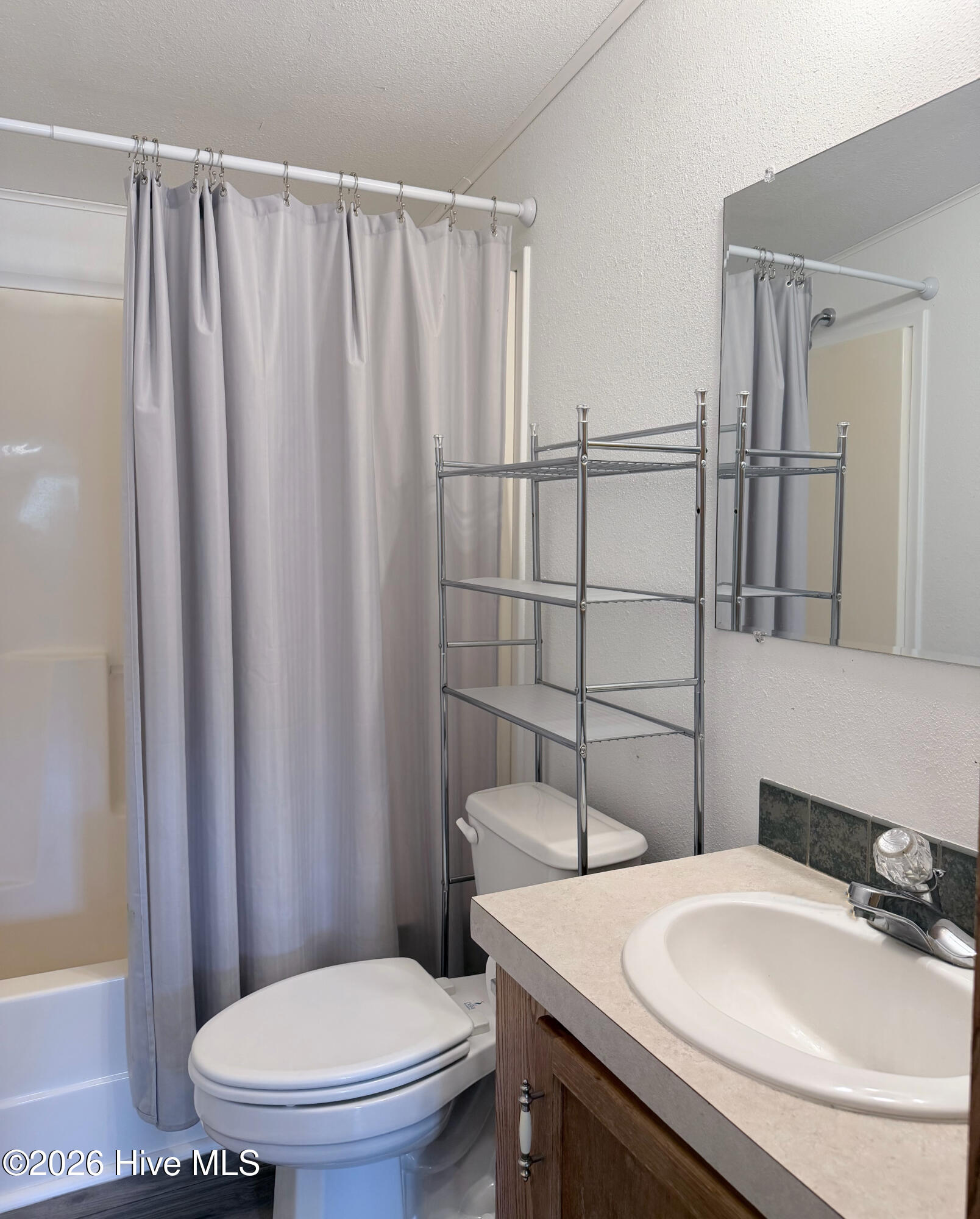 193 Mill Road Hertford, NC 27944 - Photo 23 of 34 Second full bath