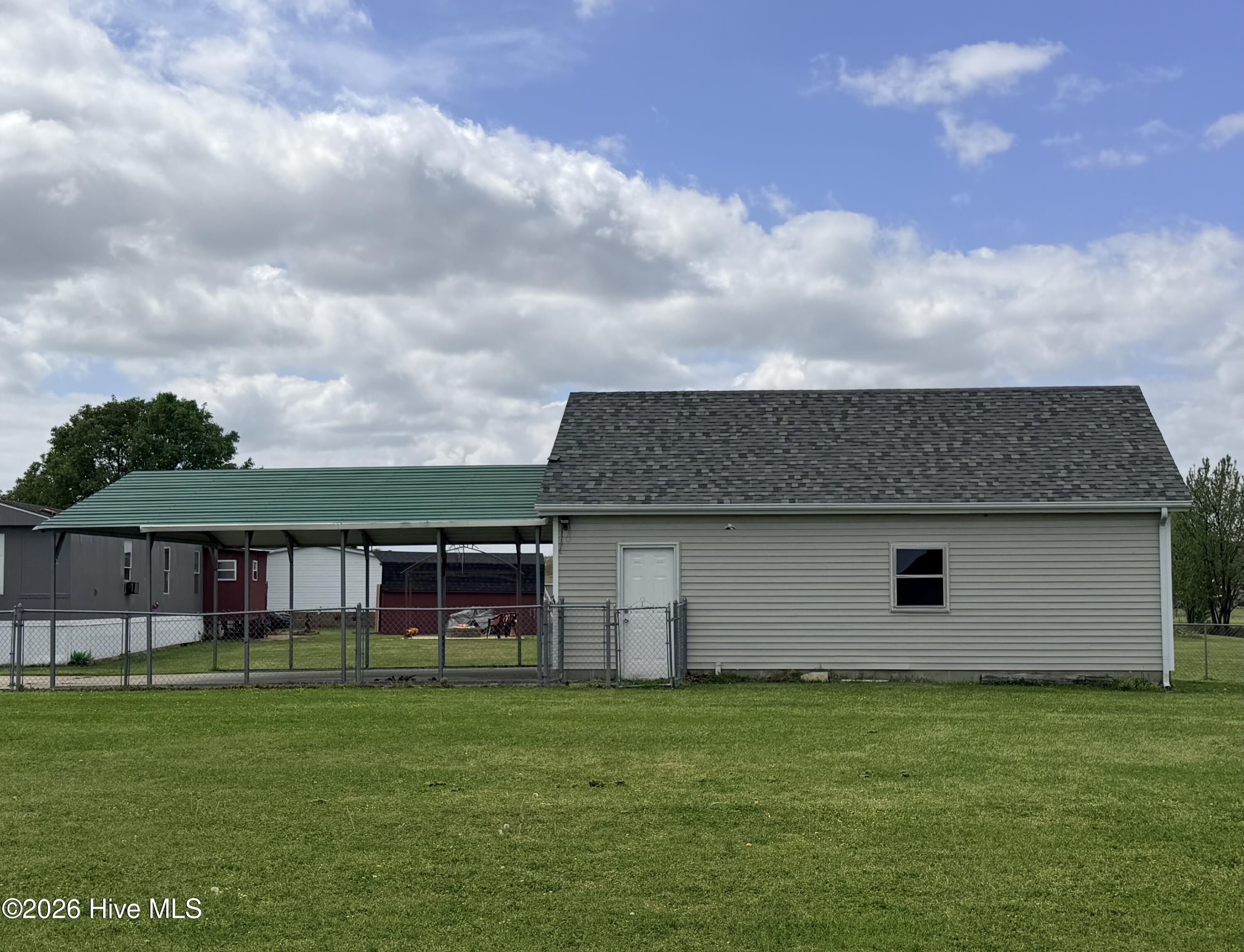 193 Mill Road Hertford, NC 27944 - Photo 30 of 34 Side profile of carport & garage