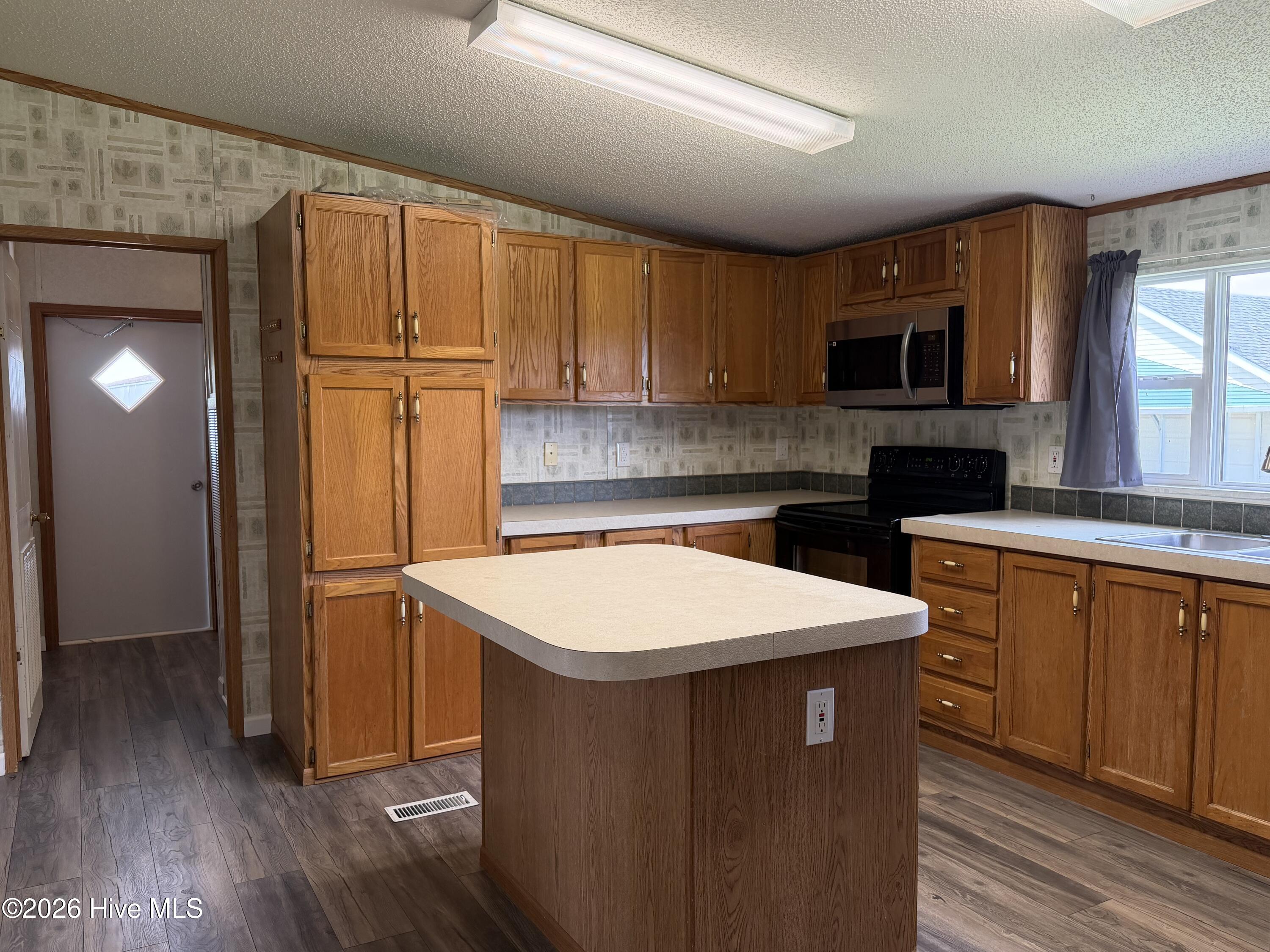 193 Mill Road Hertford, NC 27944 - Photo 3 of 34 Kitchen