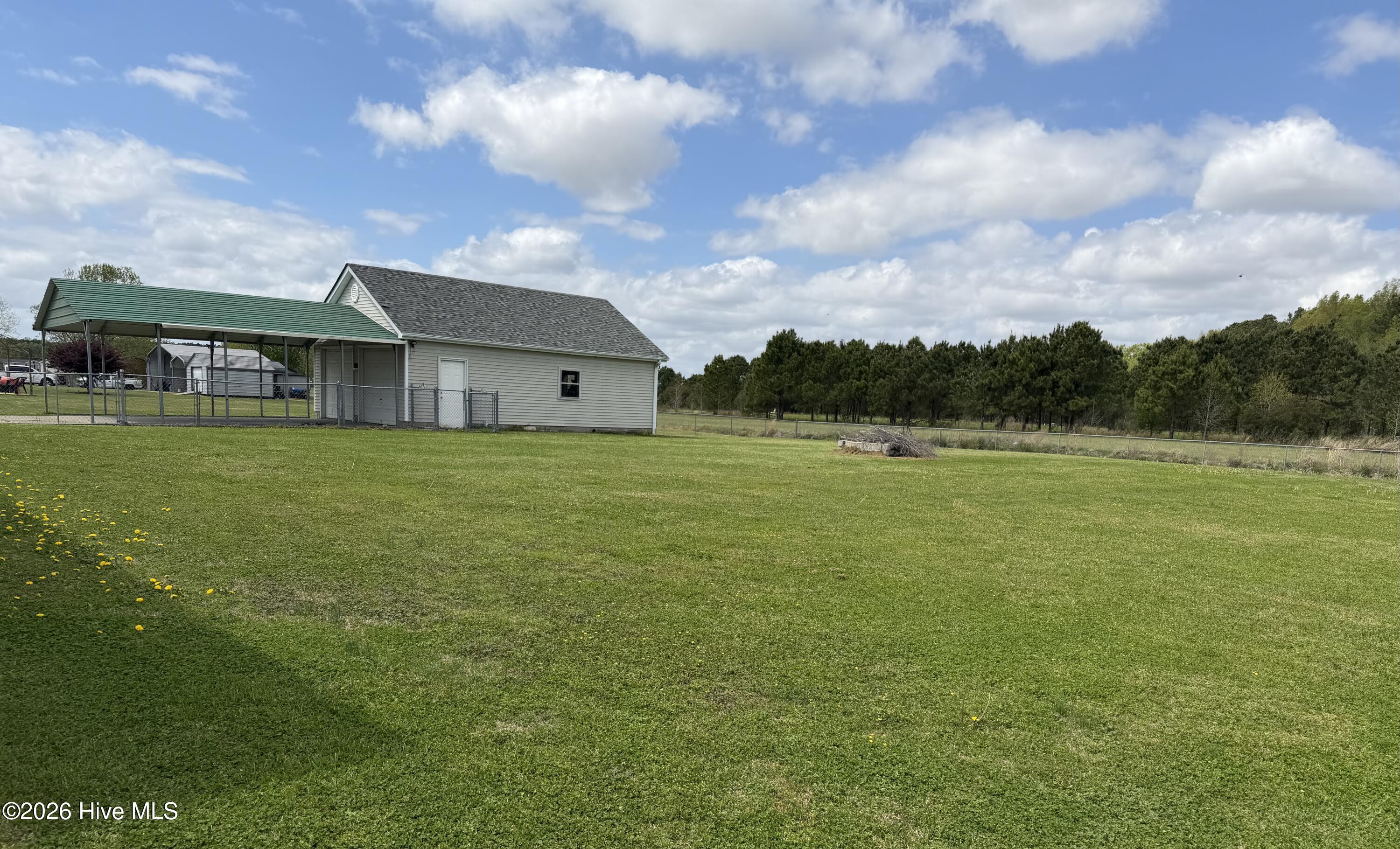 193 Mill Road Hertford, NC 27944 - Photo 31 of 34 Fully fenced backyard
