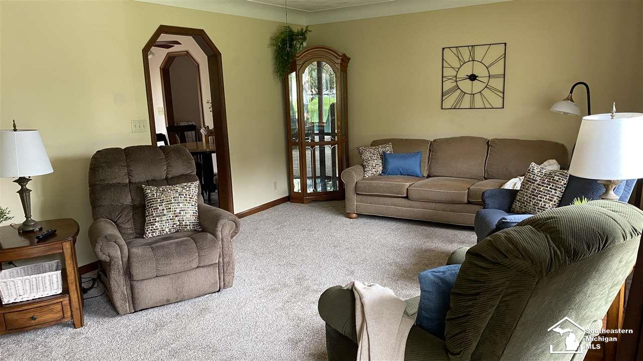 7520 Jackman Road Temperance, MI 48182 - Photo 6 of 37