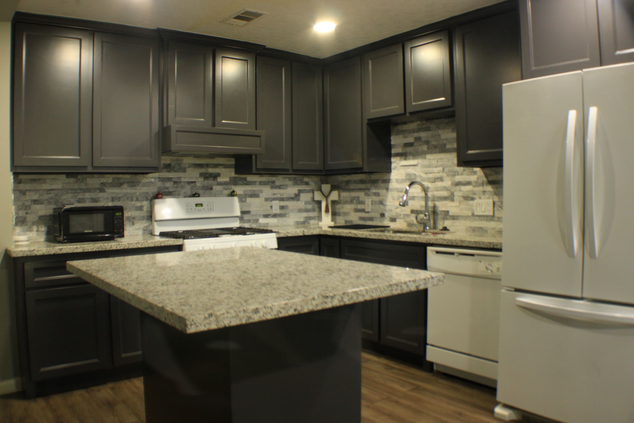 7746 Parker Road Houston, TX 77016 - Photo 7 of 17 Gallery Image 7