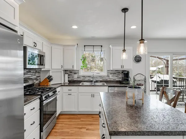 $635,000 | 71 Commodore Drive, Vergennes, VT 05491