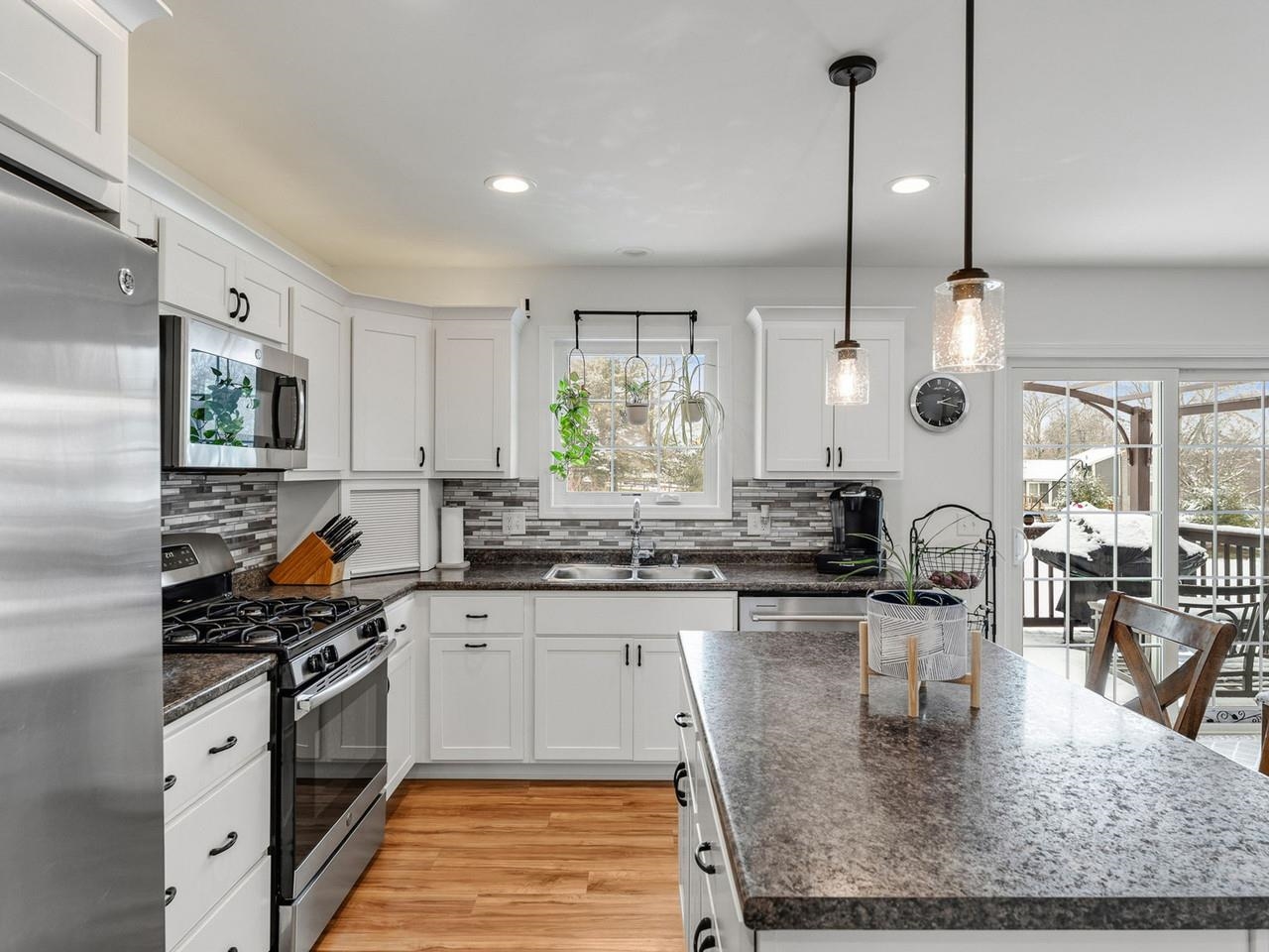 71 Commodore Drive Vergennes, VT 05491 - Photo 17 of 57