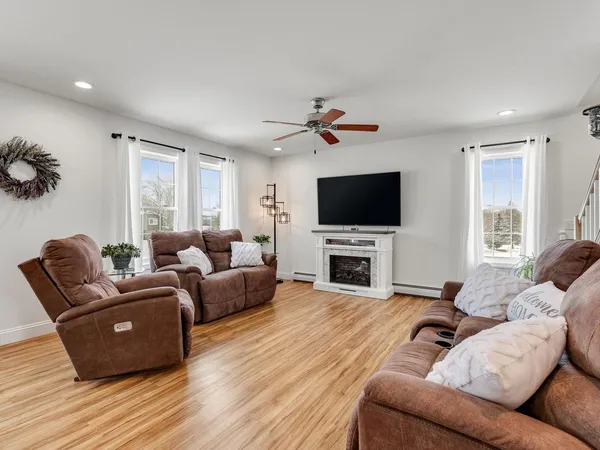 $635,000 | 71 Commodore Drive, Vergennes, VT 05491