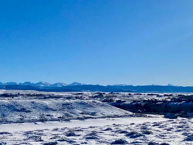 $330,000 | Tbd Tbd Point, Pinedale, WY 82941