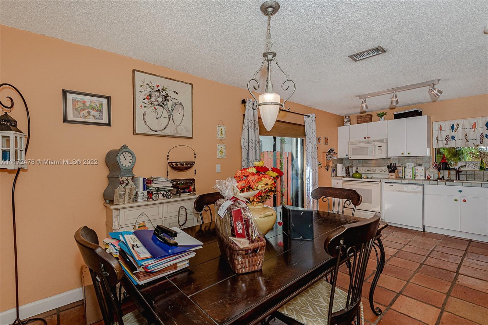 Three Lakes Miami, FL 33186 - Photo 23 of 53