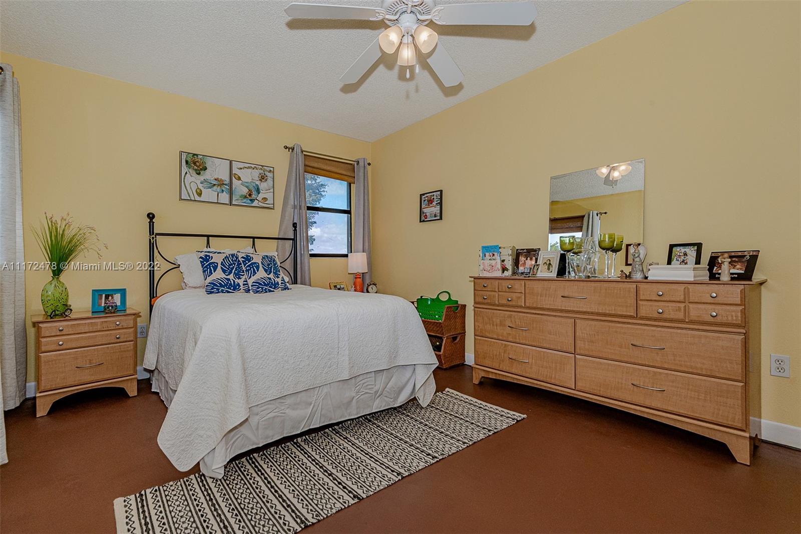 Three Lakes Miami, FL 33186 - Photo 32 of 53