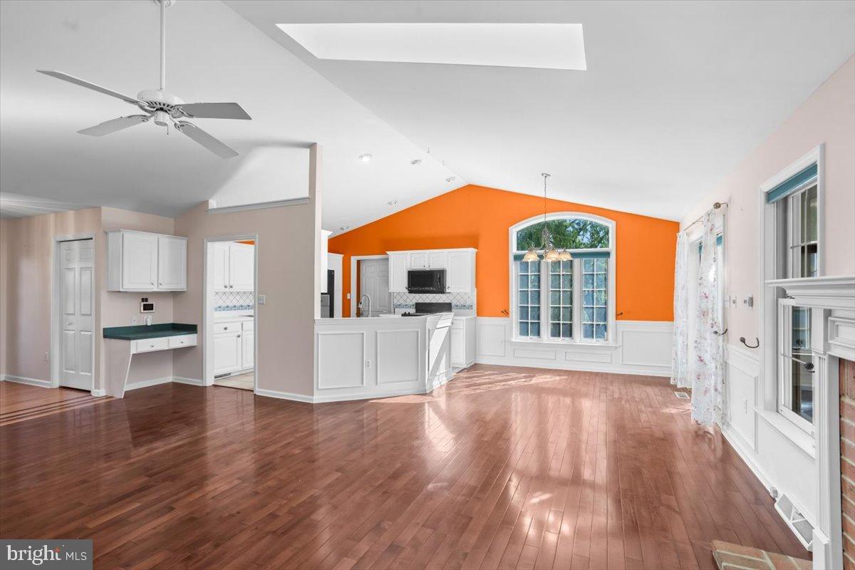 343 West Sun Hill Road Manheim, PA 17545 - Photo 5 of 42 Bright and airy open-concept living space.