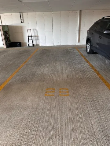 $789,900 | 2 Stratton Drive, Unit 102, Woburn, MA 01801