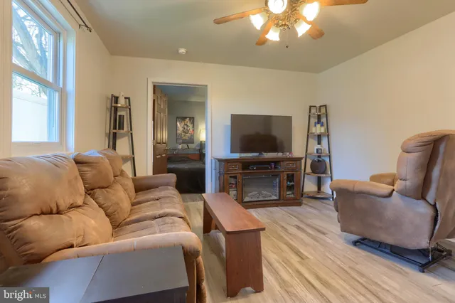 $235,000 | 23 Natalie Lane, Cleona, PA 17042