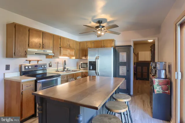 $235,000 | 23 Natalie Lane, Cleona, PA 17042