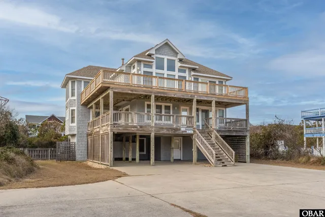 $1,249,000 | 1082 Lighthouse Drive, Corolla, NC 27927