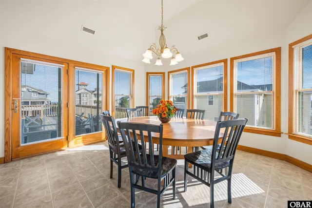 $1,249,000 | 1082 Lighthouse Drive, Corolla, NC 27927