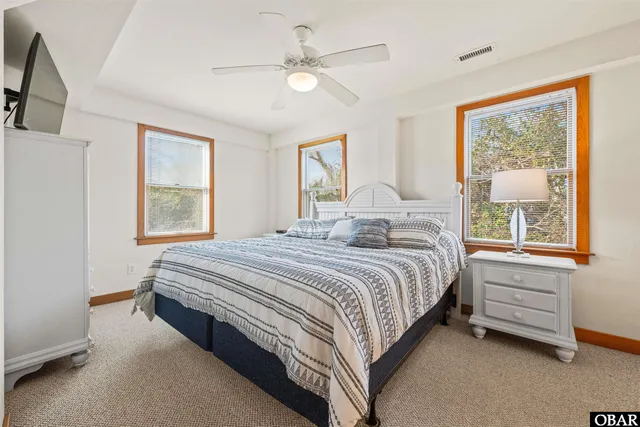 $1,249,000 | 1082 Lighthouse Drive, Corolla, NC 27927