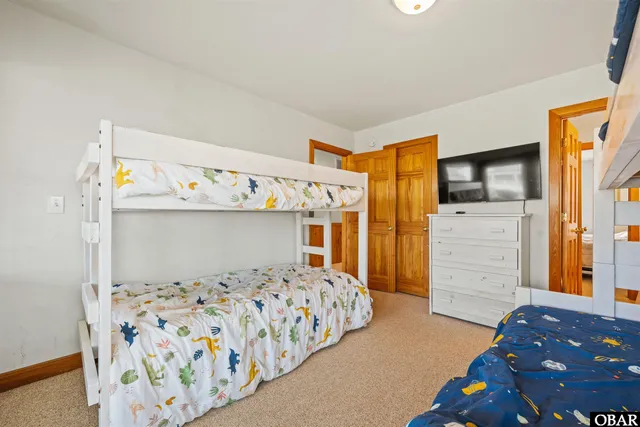 $1,249,000 | 1082 Lighthouse Drive, Corolla, NC 27927