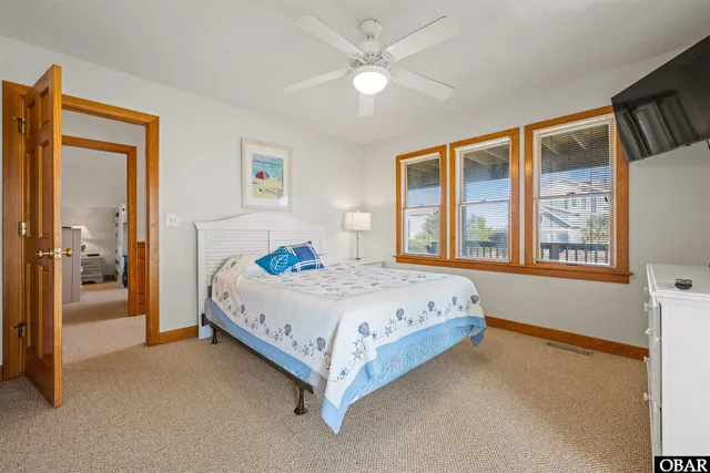 $1,249,000 | 1082 Lighthouse Drive, Corolla, NC 27927