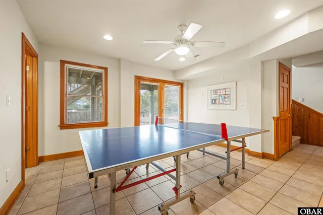 $1,249,000 | 1082 Lighthouse Drive, Corolla, NC 27927