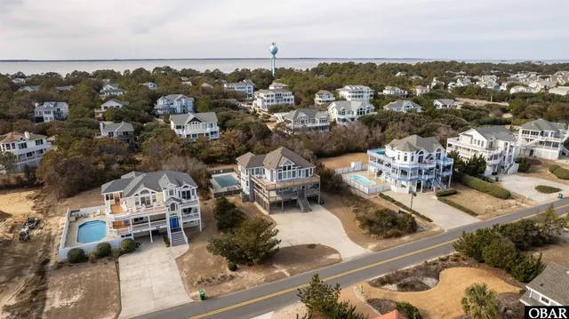 $1,249,000 | 1082 Lighthouse Drive, Corolla, NC 27927