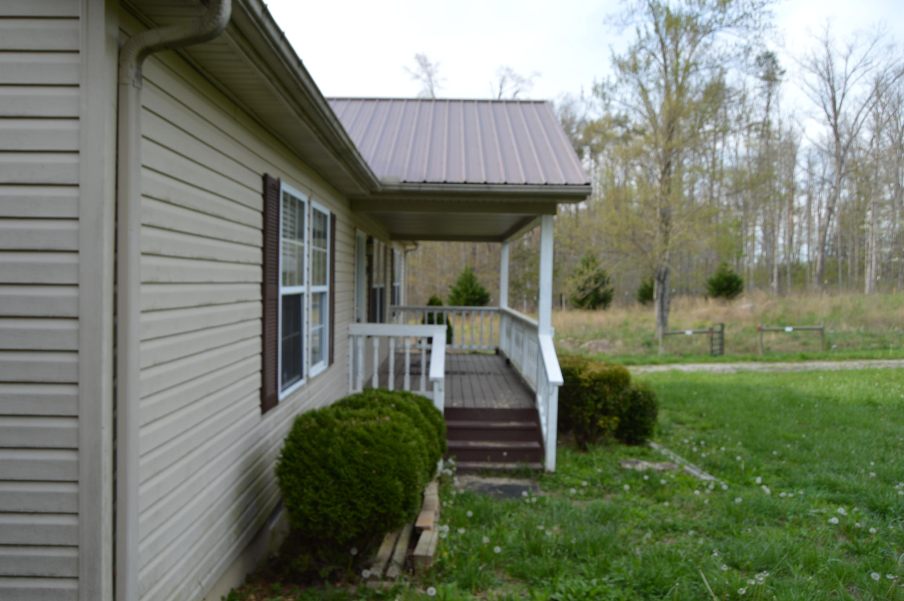 1369 Old Bean Shed Road Clarkrange, TN 38553 - Photo 2 of 26 DSC_0148