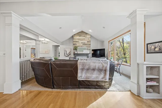 $854,900 | 602 Woodland Drive, Mahtomedi, MN 55115